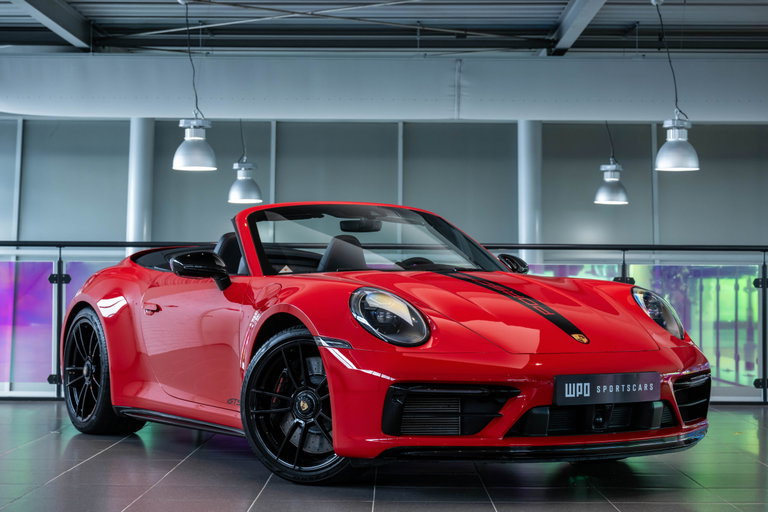 Porsche 992 Carrera GTS