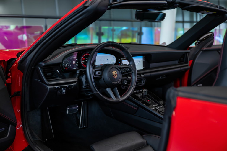 Porsche 992 Carrera GTS