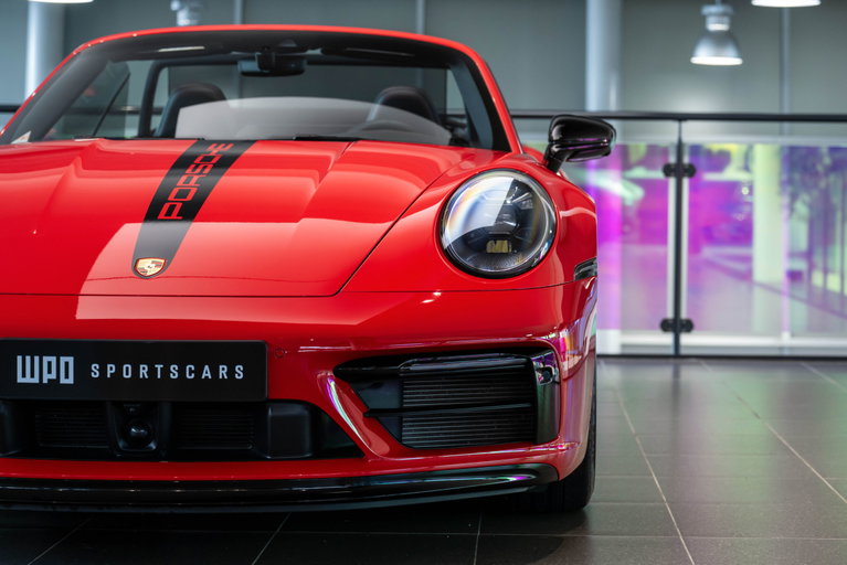 Porsche 992 Carrera GTS