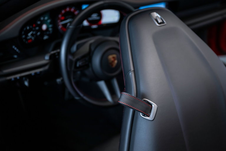 Porsche 992 Carrera GTS