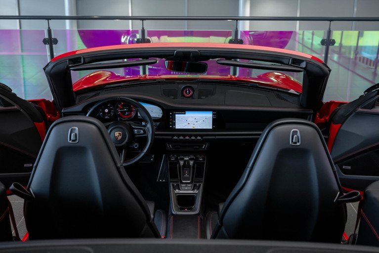 Porsche 992 Carrera GTS