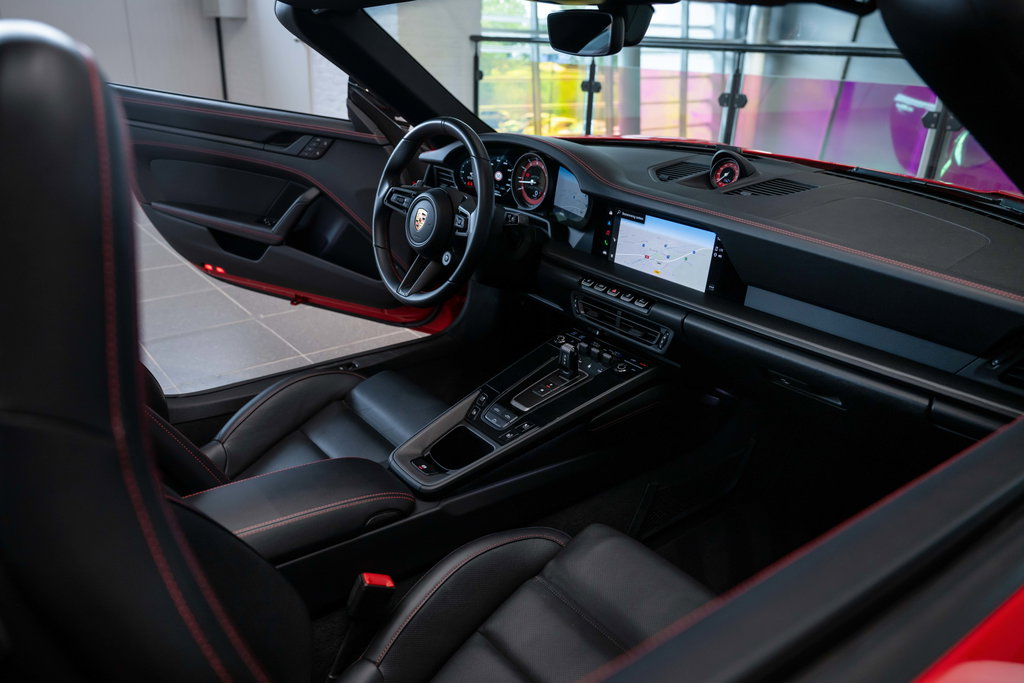 Porsche 992 Carrera GTS