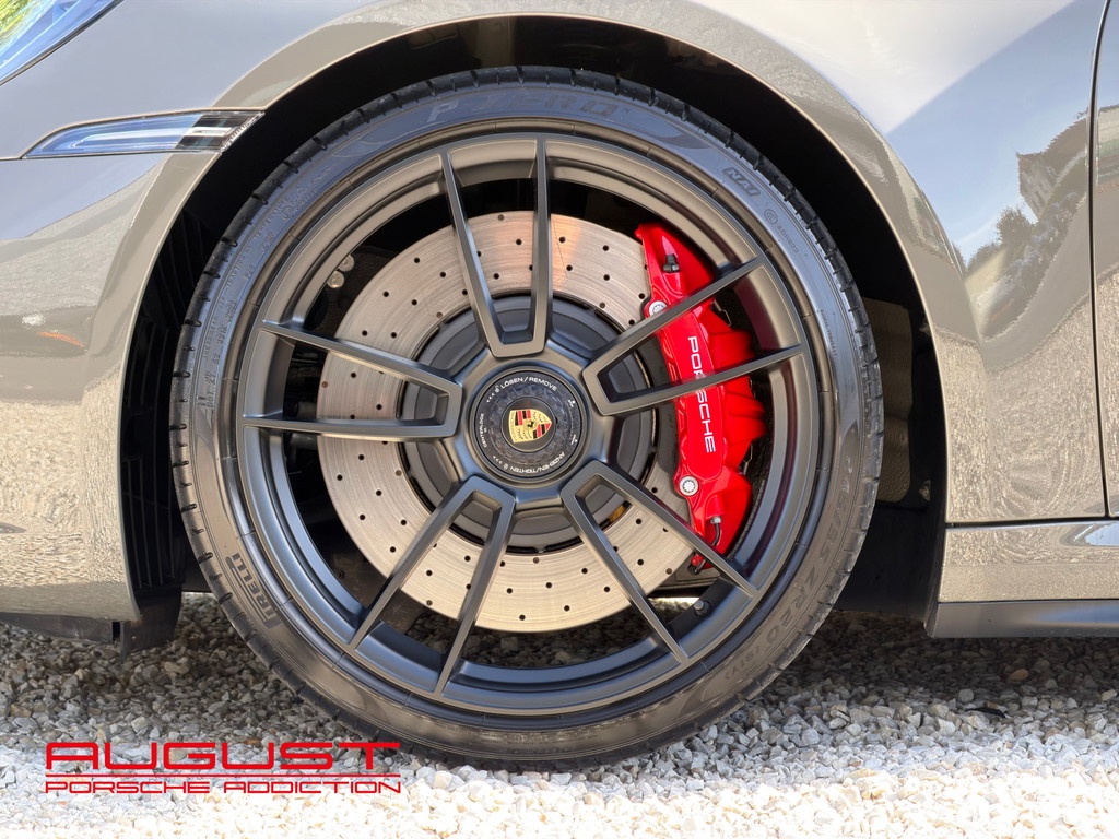 Porsche 992 Targa 4 GTS
