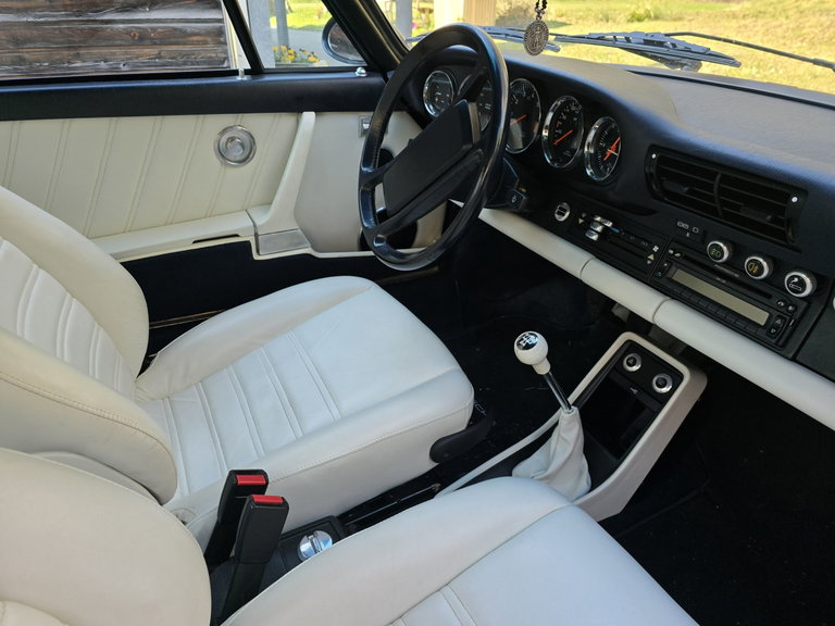 Porsche 911 Carrera 3.2