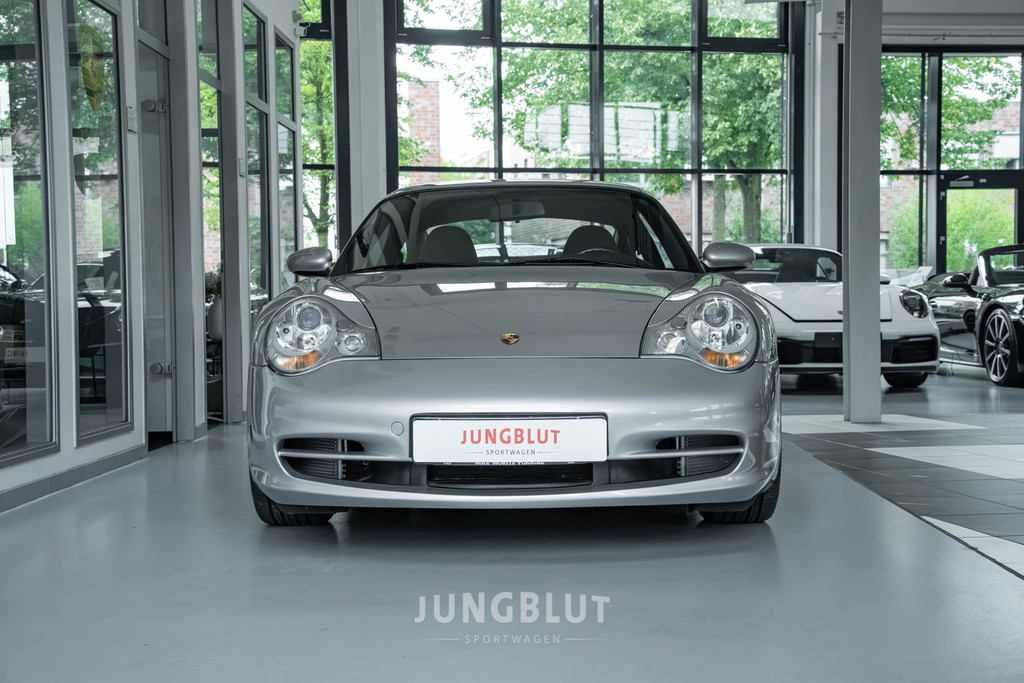 Porsche 996 Carrera