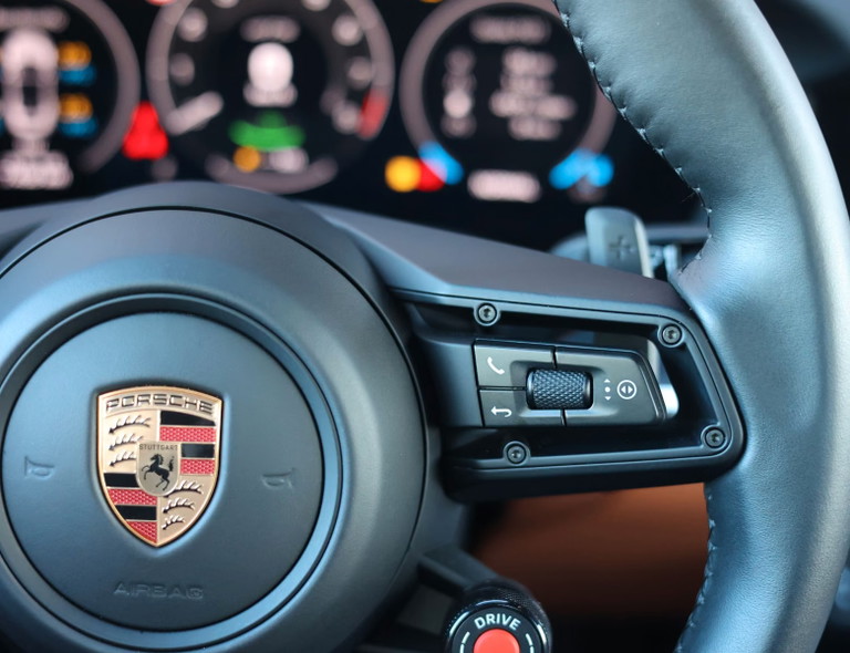Porsche 992.2 Carrera 4 GTS