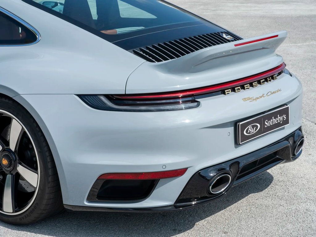 Porsche 992 Sport Classic