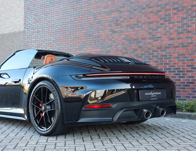 Porsche 992.2 Carrera 4 GTS