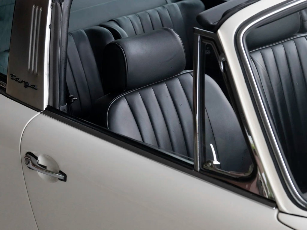 Porsche 911 S (F-Modell)