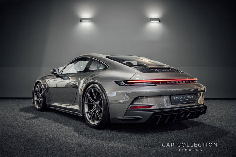 Porsche 992 GT3 Touring