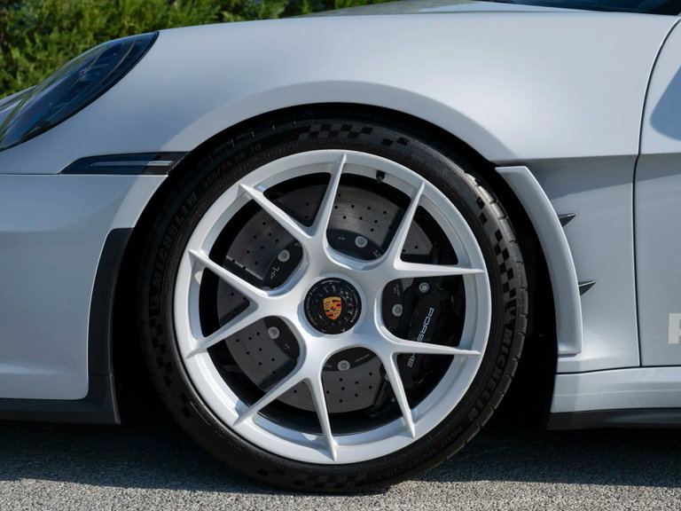 Porsche 911 S/T
