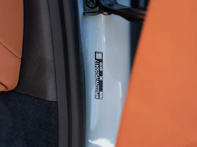 Porsche 992 Sport Classic