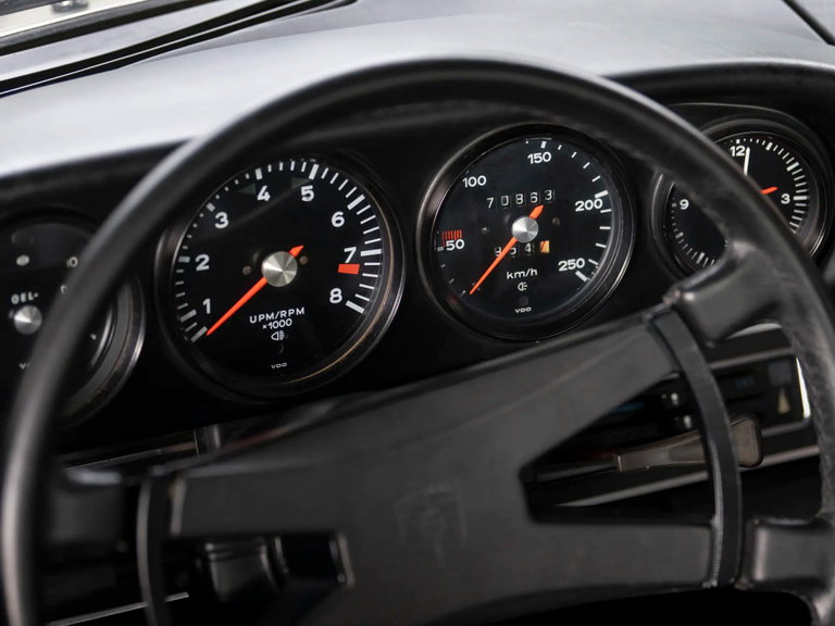 Porsche 911 S (F-Modell)