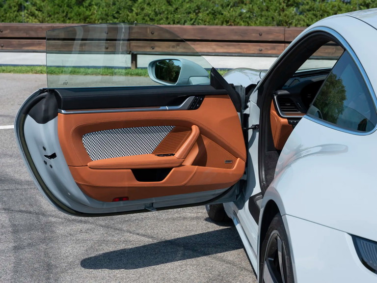 Porsche 992 Sport Classic