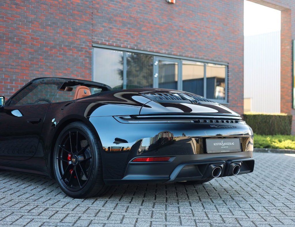 Porsche 992.2 Carrera 4 GTS
