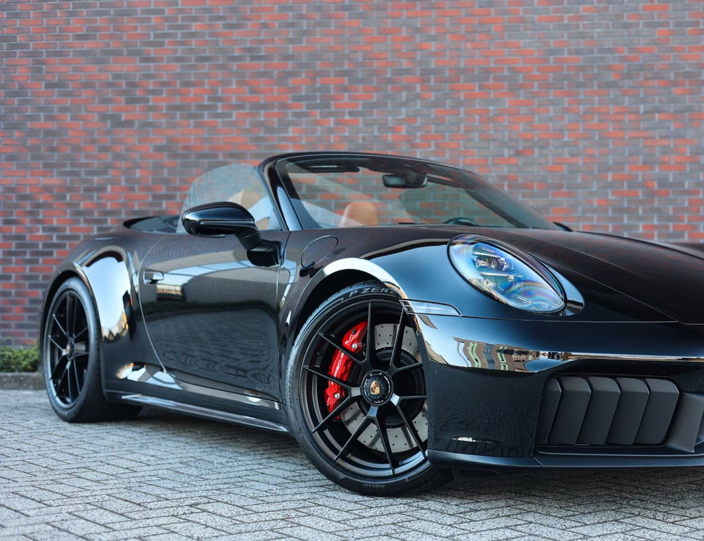 Porsche 992.2 Carrera 4 GTS