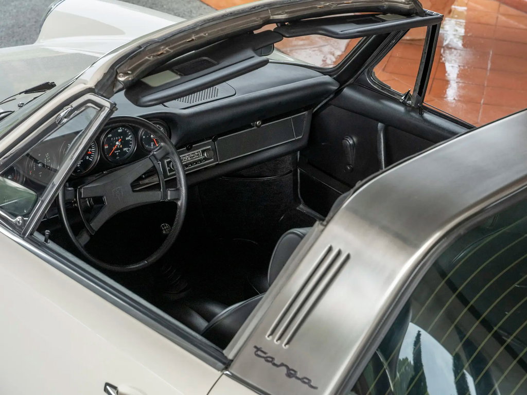 Porsche 911 S (F-Modell)