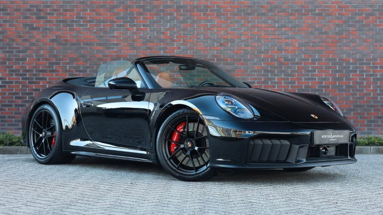 Porsche 992.2 Carrera 4 GTS