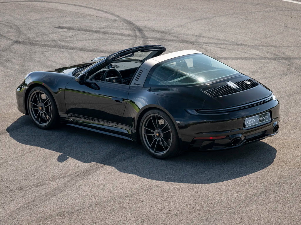 Porsche 992 Edition 50 Jahre Porsche Design