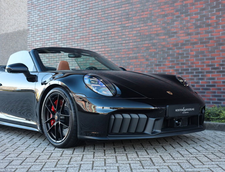 Porsche 992.2 Carrera 4 GTS