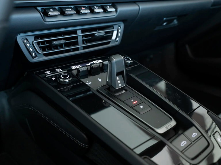 Porsche 992 Edition 50 Jahre Porsche Design