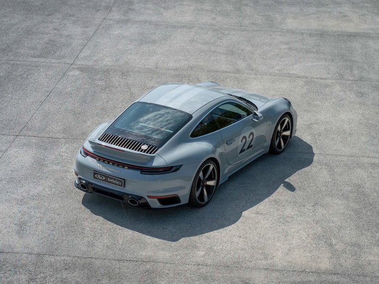 Porsche 992 Sport Classic