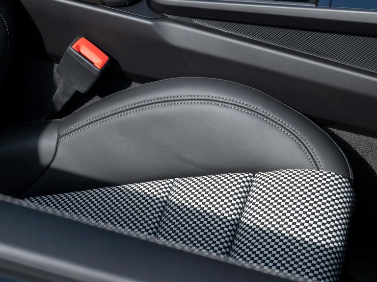 Porsche 992 Edition 50 Jahre Porsche Design