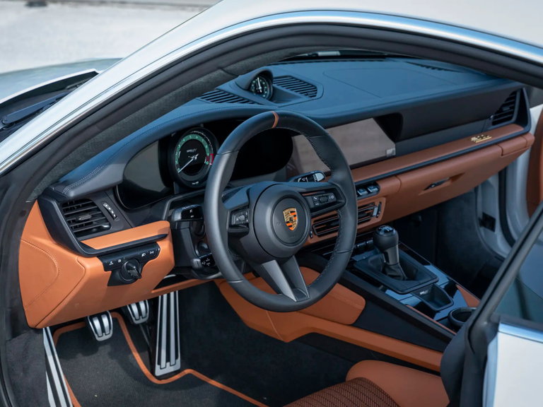 Porsche 911 S/T