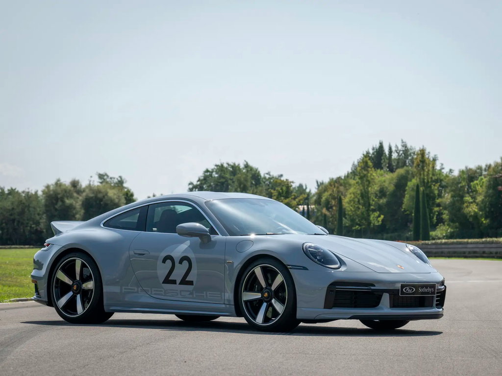 Porsche 992 Sport Classic