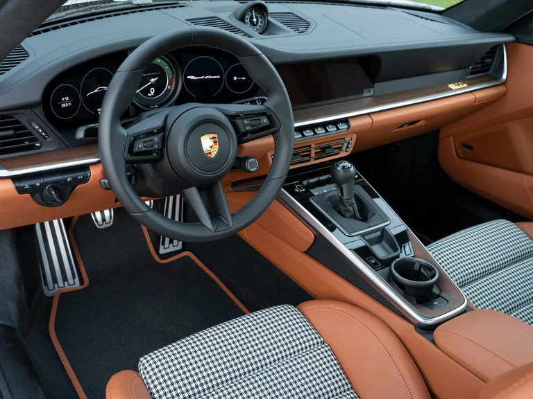 Porsche 992 Sport Classic