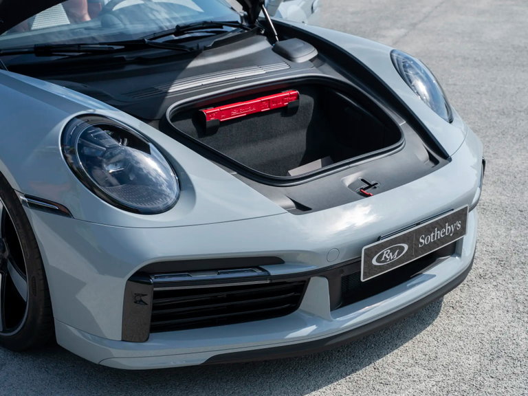 Porsche 992 Sport Classic