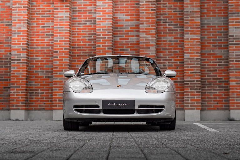 Porsche 996 Carrera 4