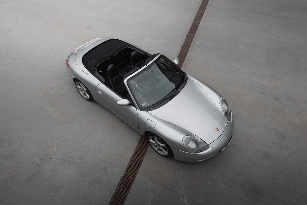 Porsche 996 Carrera 4