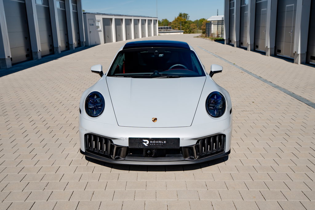 Porsche 992.2 Carrera 4 GTS