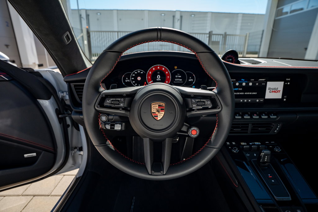 Porsche 992.2 Carrera 4 GTS