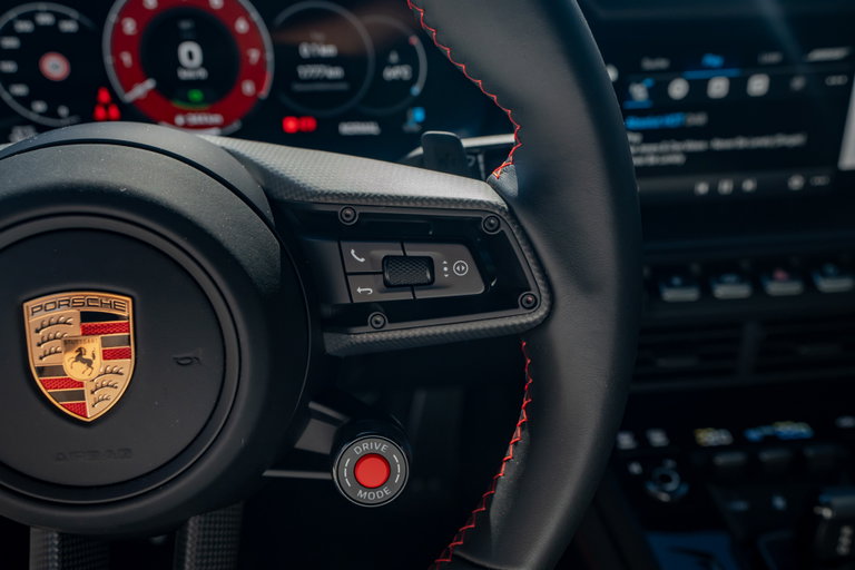 Porsche 992.2 Carrera 4 GTS