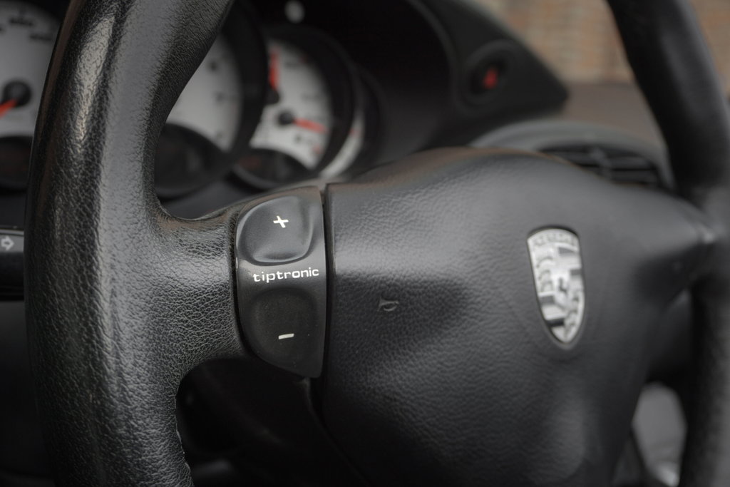 Porsche 996 Carrera 4