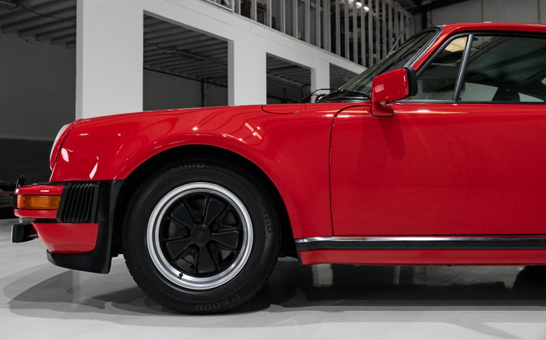 Porsche 911 Turbo 3.0 (US)