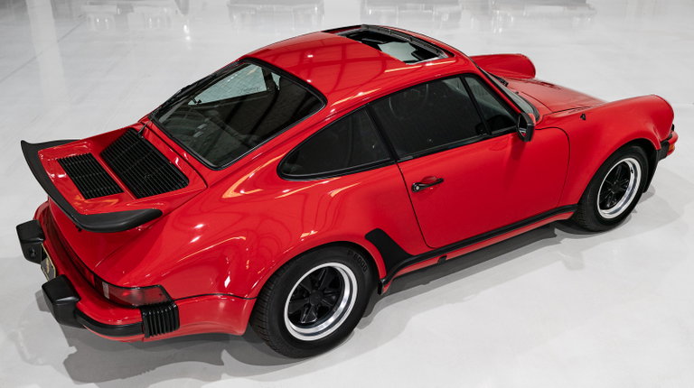 Porsche 911 Turbo 3.0 (US)