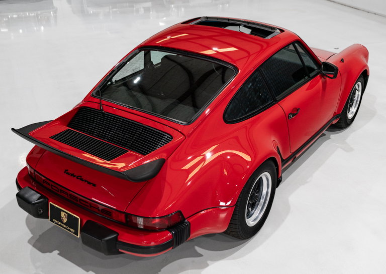 Porsche 911 Turbo 3.0 (US)