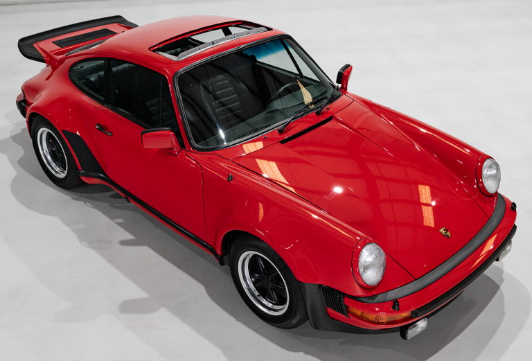 Porsche 911 Turbo 3.0 (US)