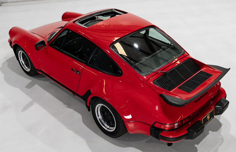 Porsche 911 Turbo 3.0 (US)