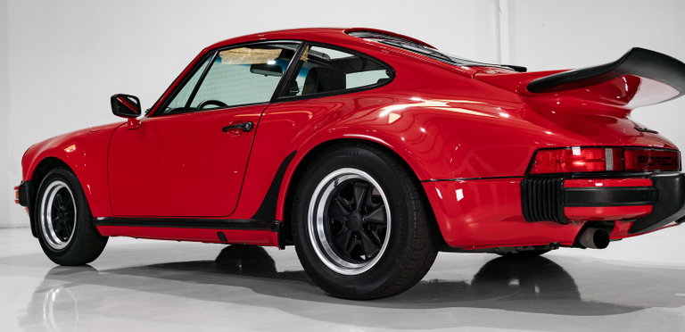 Porsche 911 Turbo 3.0 (US)
