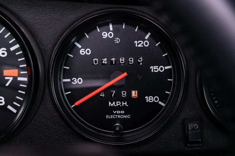 Porsche 911 Turbo 3.0 (US)