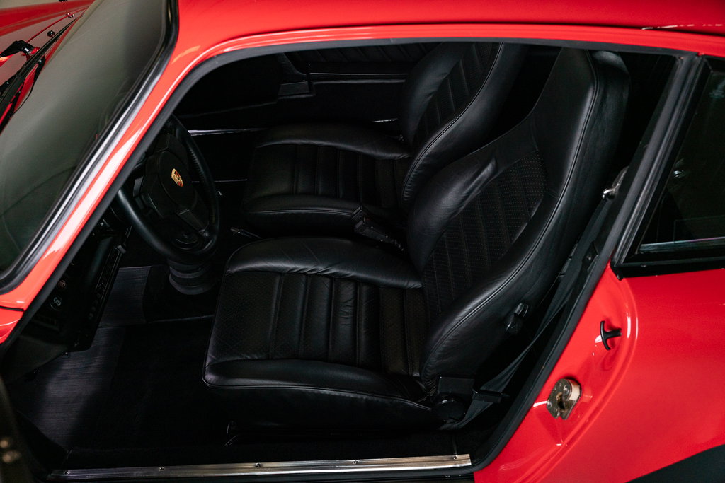 Porsche 911 Turbo 3.0 (US)