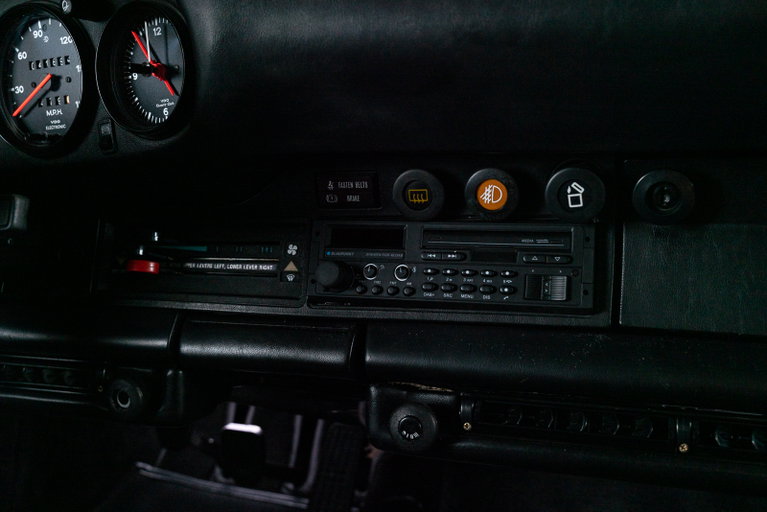 Porsche 911 Turbo 3.0 (US)