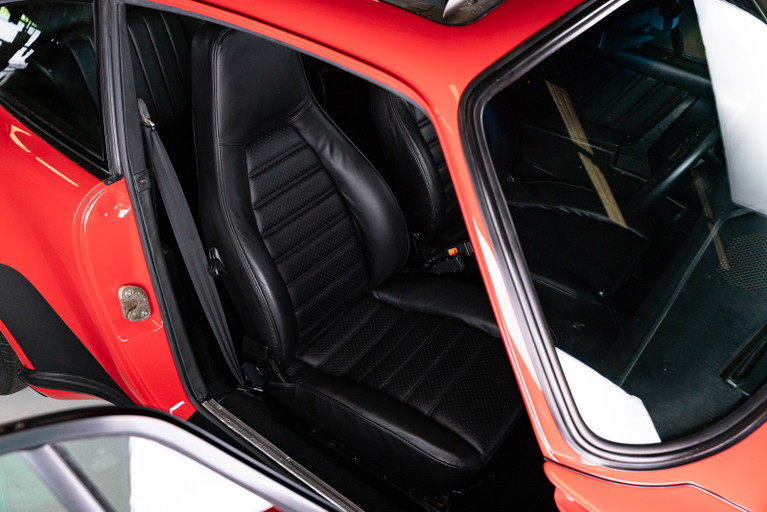 Porsche 911 Turbo 3.0 (US)