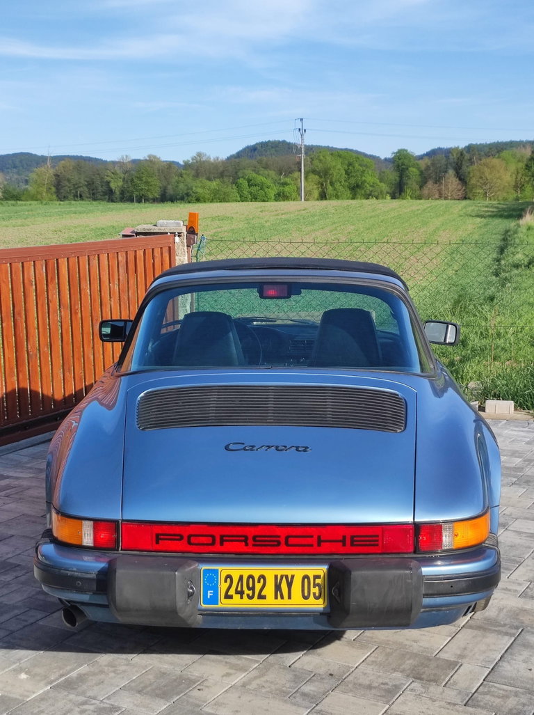Porsche 911 Carrera 3.2