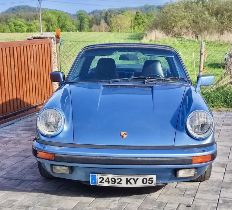 Porsche 911 Carrera 3.2