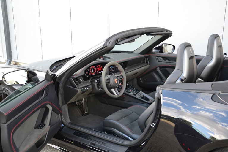 Porsche 992.2 Carrera GTS